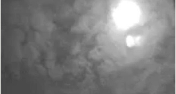UK : Fireball meteor caught on camera