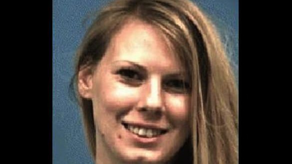 Alicia Walicke : Woman 'stole wine to see jail man'