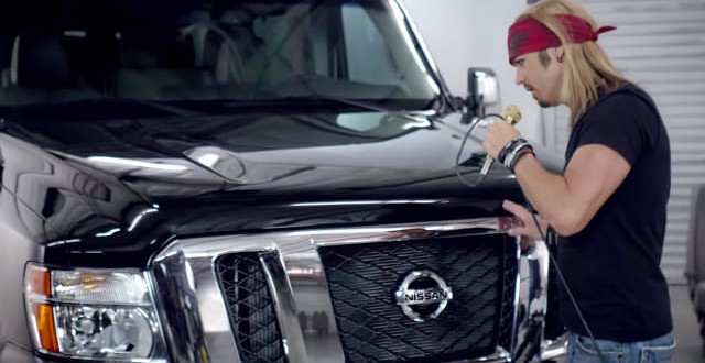 Bret Michaels Covers 'Endless Love' In Nissan Ad