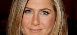 Jennifer Aniston : Actress unveils her styling secrets, ideal weight