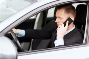 Ontario : texting while driving could lead to $1000 fine, 3 demerits