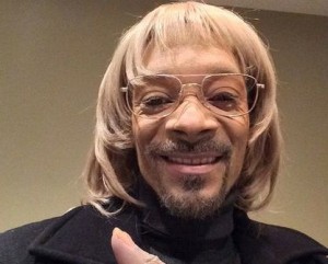 Snoop Dogg : Singer Transforms Into A White Man Named Todd