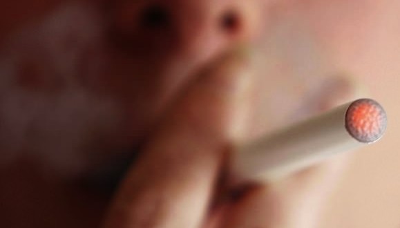 E-cigarettes don’t help cancer patients quit smoking, Study