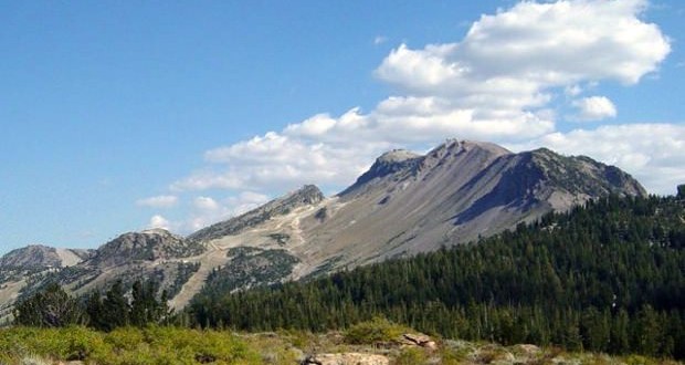 Earthquake : Swarm of quakes near Mammoth