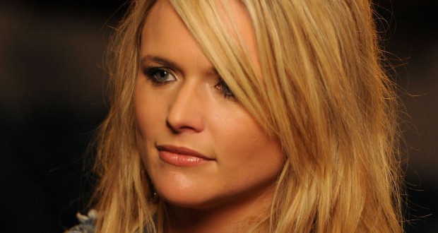 Miranda Lambert Breaks Down Singing To Cancer Patient, 7 (Video)