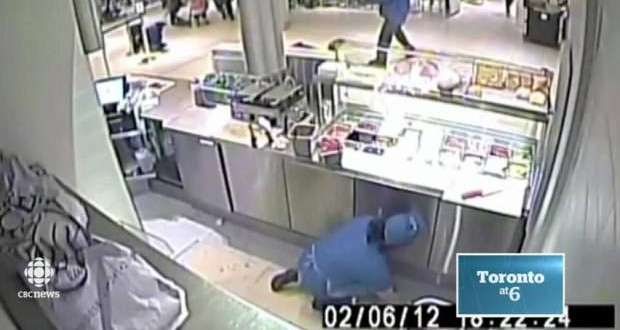 Graphic footage of Eaton Centre shooting