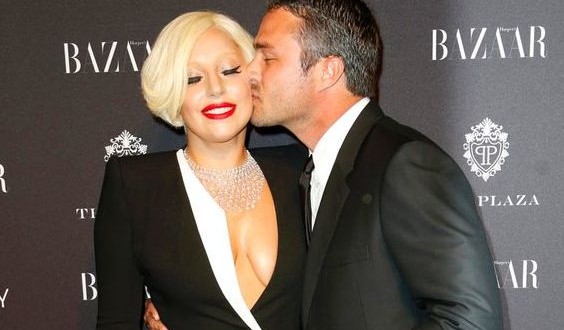 Lady Gaga Engaged to Taylor Kinney ?