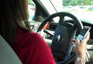 Nova Scotia to up fines for cellphone use while driving