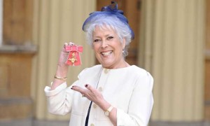 Oxo mum Lynda Bellingham dies aged 66