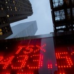 TSX close to correction territory, oil plunges : Report