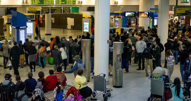 US : Enhanced Ebola screenings begin at JFK