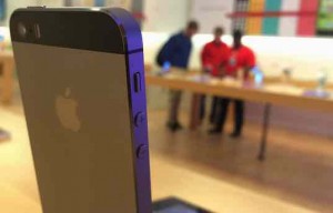 Apple : iOS Dominates Thanksgiving Shopping