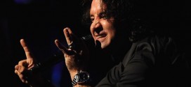 Creed singer Scott Stapp blames Obama for money woes