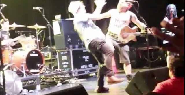 Fat Mike Kicks Fan On Stage in Sydney, Apologizes on Twitter