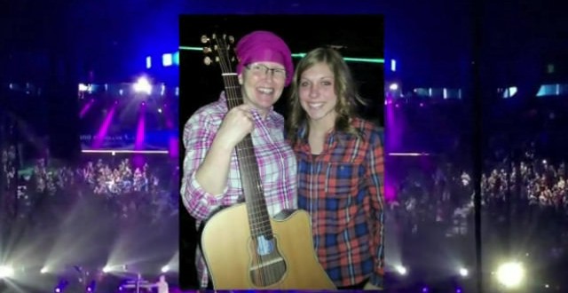 Garth Brooks stops concert for Osage woman, gives her guitar (Video)