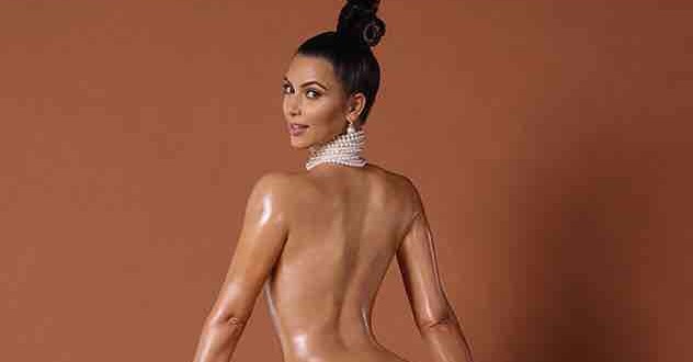 Kim Kardashian shows off naked bottom