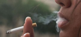 Ontario : Smoking To Be Banned On Bar, Restaurant Patios (Video)