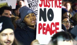 Peaceful protesters demonstrate in Toronto, Report