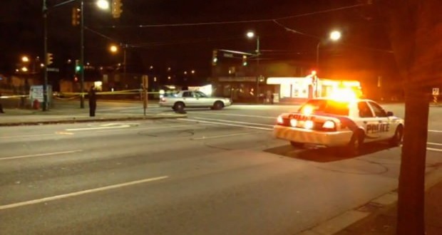 Phuong Na (Tony) Du : 51-Year-Old Man Swinging 2x4 Killed by Vancouver Police (Video)