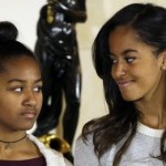 Sasha and Malia Obama Thanksgiving row apology (Video)