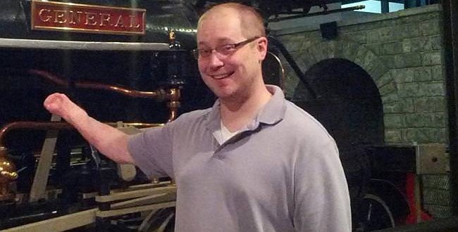Sean Petrozzino : Quadruple amputee named person of interest in parents’ death