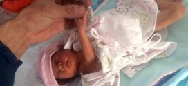 Chinese Newborn Buried : Baby survives two hours in grave