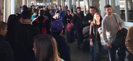 Mile Long Line Airport : Midway's Security Line Reportedly a Mile Long Sunday Morning (Watch)