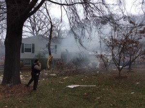 Plane crashes into house in Gaithersburg, Causing Fire