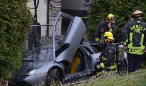 Speeding Lamborghini spins out on BC highway (Video)