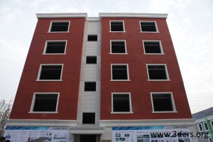 3D-printed Apartment Building : Chinese company uses 3D printers to build houses, mansions