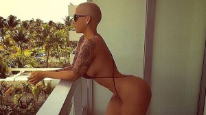 Amber Rose : Model strips naked in raunchy shower Instagram snap