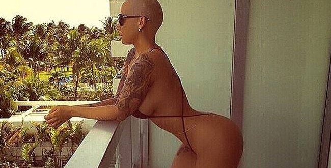 Amber Rose : Model strips naked in raunchy shower Instagram snap