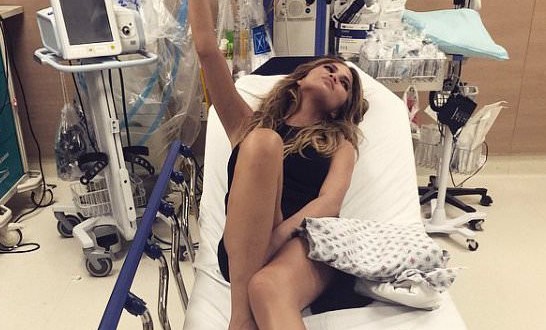 Chrissy Teigen : Supermodel Cracks Bone, Posts Sexy Picture From Hospital