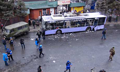 Donetsk bus stop shelling kills nine (Video)