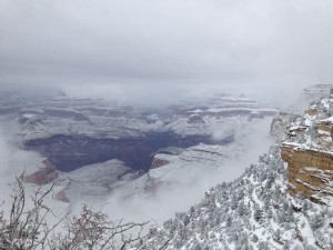 Grand Canyon Snow - Photo : Storm transforms Grand Canyon into 'winter wonderland'