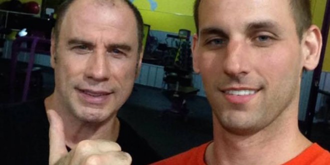 John Travolta : Actor Snaps a 3 A.M. Gym Selfie With Unsuspecting Fan
