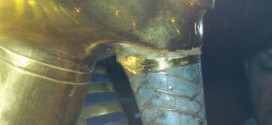 King Tut's beard damaged by repair (Photo)