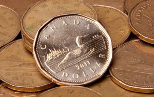 Loonie sinks even further, finishes at 85.16 cents US, Report