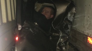 Man sandwiched between trucks in highway pile-up in Oregon (Video)