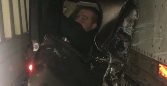 Man sandwiched between trucks in highway pile-up in Oregon (Video)