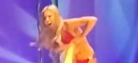 Miss Beverly Hills contestant exposes boobs in catwalk wardrobe malfunction (Video)