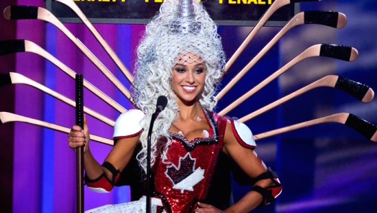 Miss Canada scores big buzz with hockey costume (Video)