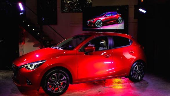 New Mazda2 unveiled at Montreal auto show 2015 (Photo)