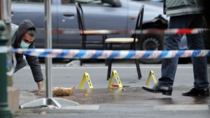 Paris police officer killed in second terror attack (Video)