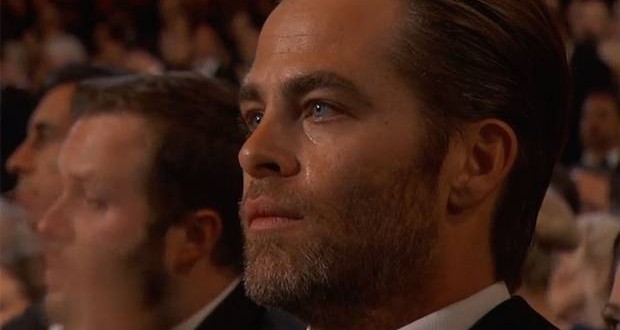 Chris Pine moved to tears by John Legend's Oscars performance of 'Glory' (Video)