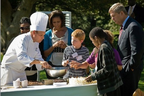 First Lady nixes boxed macaroni and cheese from family diet photo