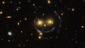 Hubble Telescope Finds Stellar Smiley Face (Photo)