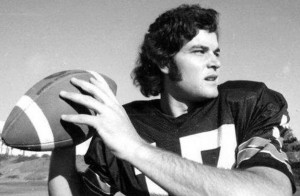 Jesse Freitas : Ex-San Diego Chargers Quarterback Found Dead