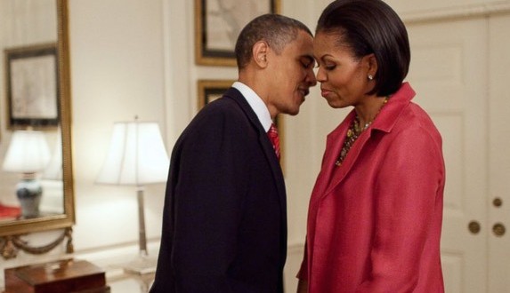 Michelle Obama tweets Barack a Valentine’s Day love note