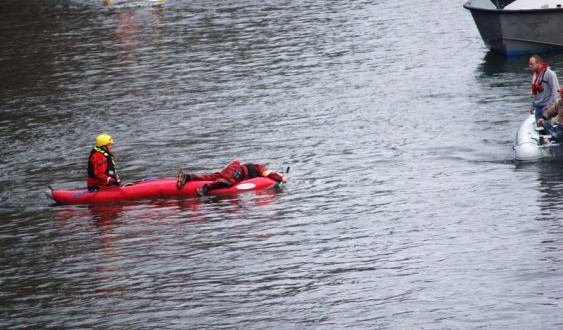 Mom dies, baby critical after B.C. river rescue (Video)